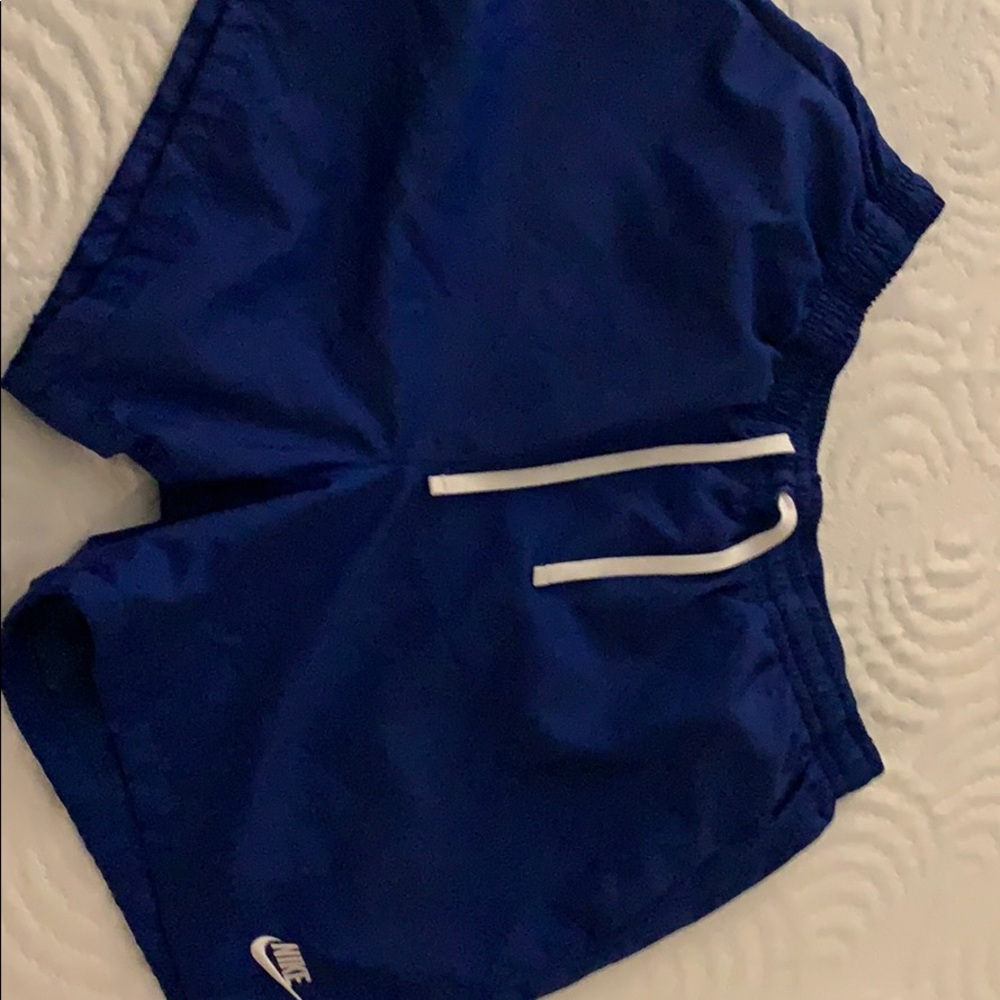 Nike men’s woven shorts